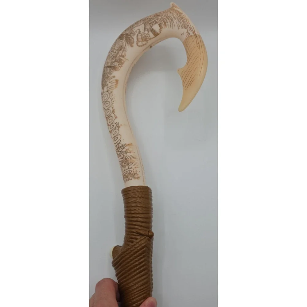 Disney’s Moana Maui's Magical Fish Hook - Lights Work